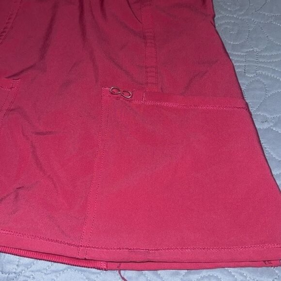 Cherokee Infinity Womens V-Neck Scrub Top S Pink Polyester Blend - Picture 3 of 5